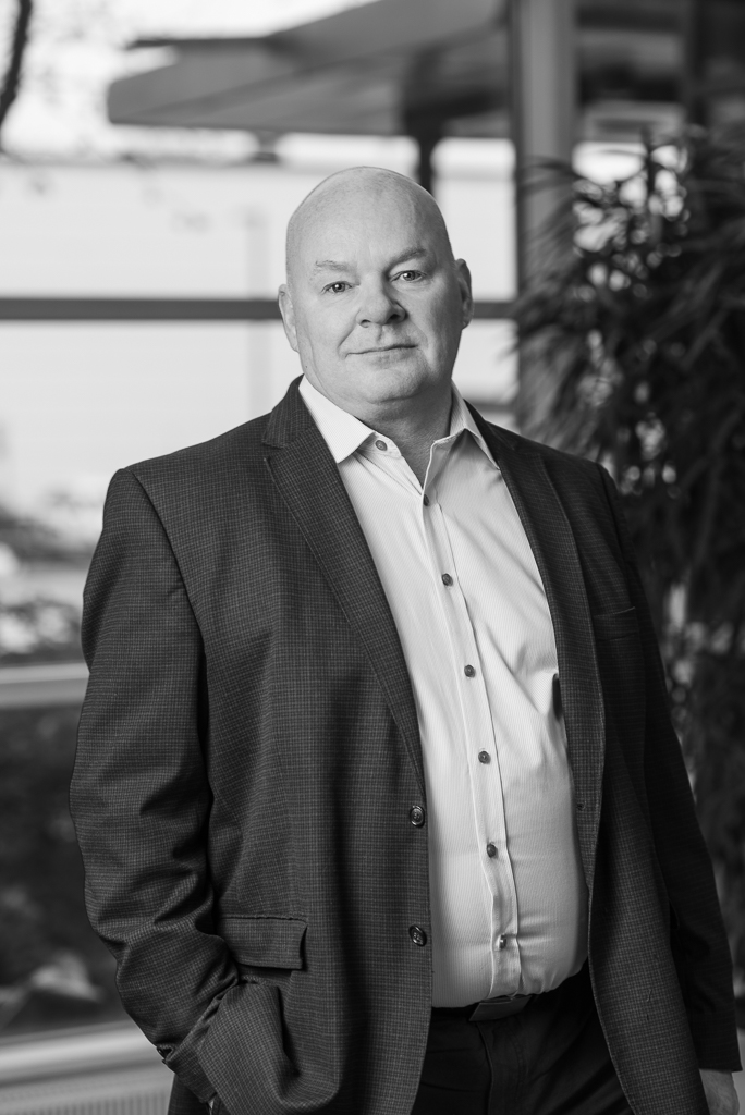 Kari Lehtinen, Kiinteistönvälittäjä, LKV, LVV, KED, Prime House